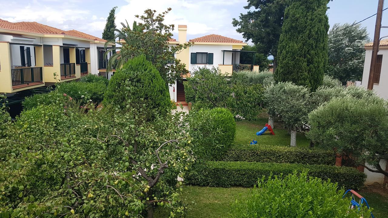 Elia Apartments Afytos Exterior foto