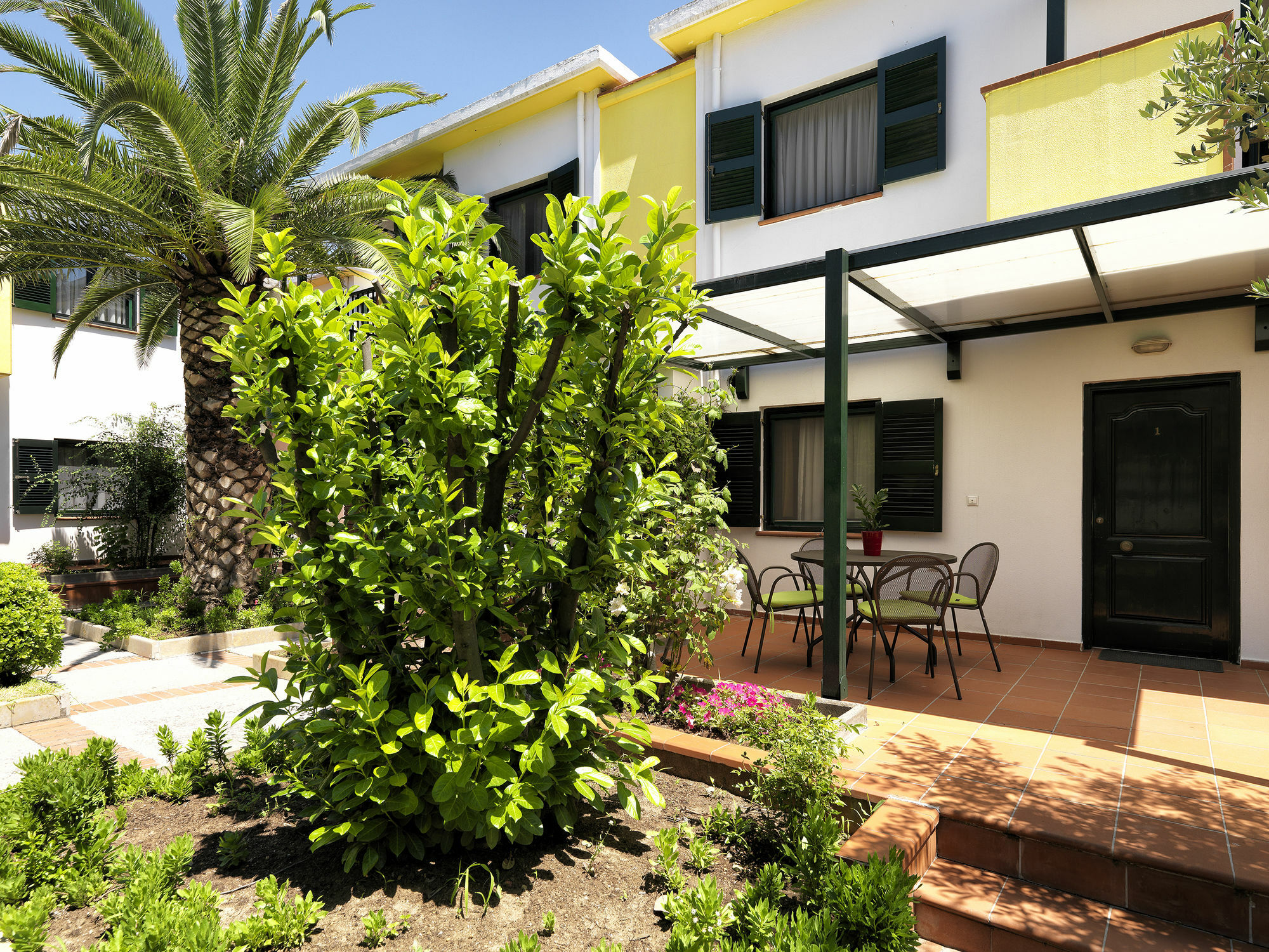 Elia Apartments Afytos Exterior foto