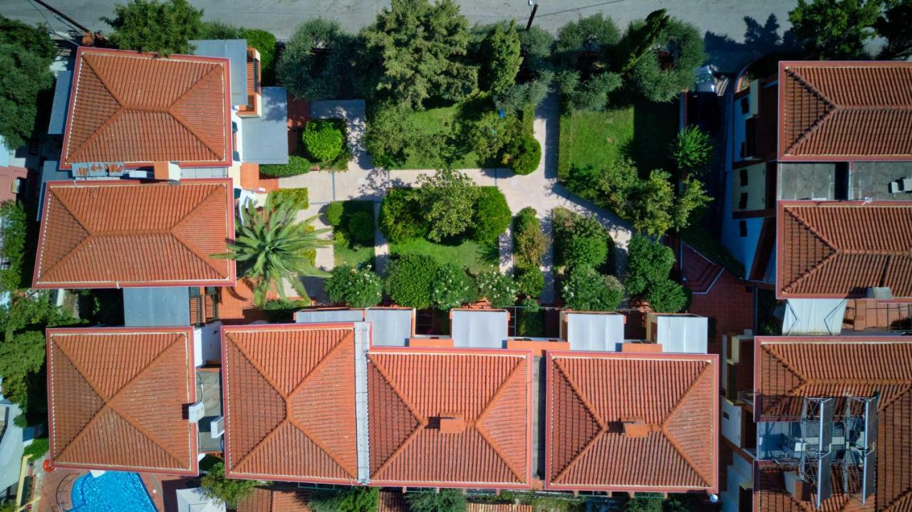 Elia Apartments Afytos Exterior foto