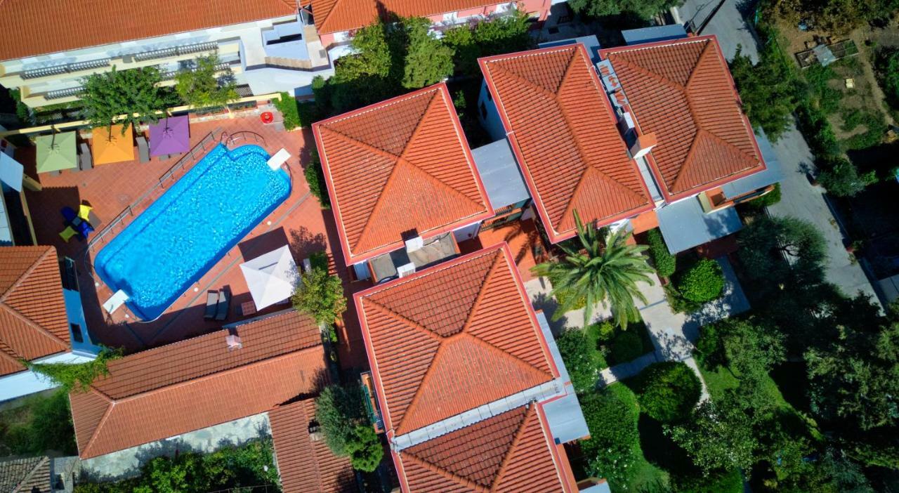 Elia Apartments Afytos Exterior foto